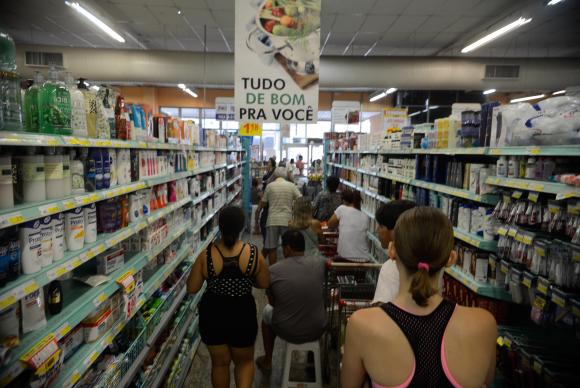 Mercado_Foto Tânia Rêgo/Agência Brasil