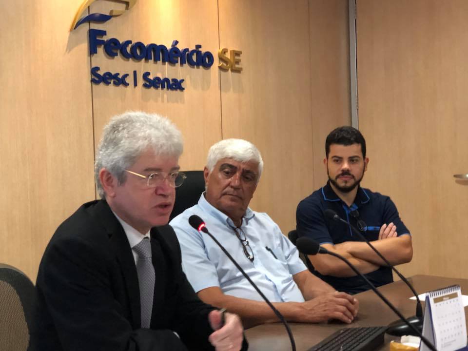 Fecomércio reune mais de 40 empreendedores