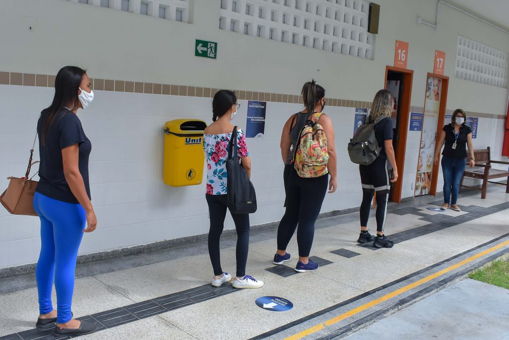 Grupo Tiradentes adota protocolos para retomar aulas teóricas presenciais