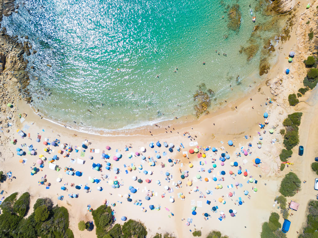 Espanha reabre fronteiras para turistas vacinados