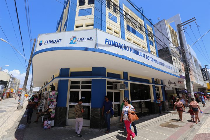 Prefeitura divulga novas oportunidades de emprego através da Fundat