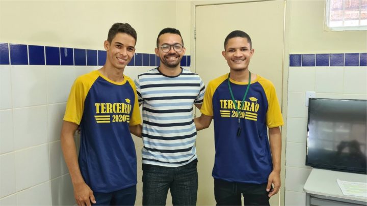 Equipe de colégio estadual sergipano recebe três prêmios na Feira Brasileira de Jovens Cientistas