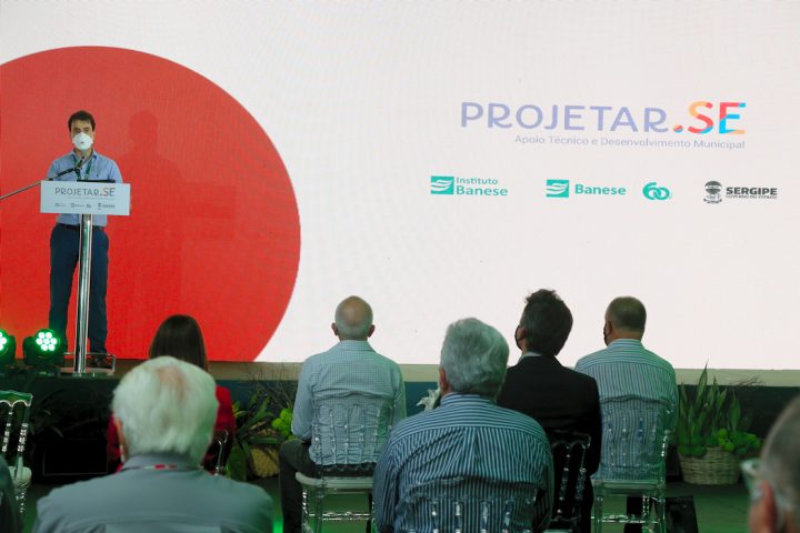 Presidente do Banese e governador de Sergipe lançam ProjetarSE
