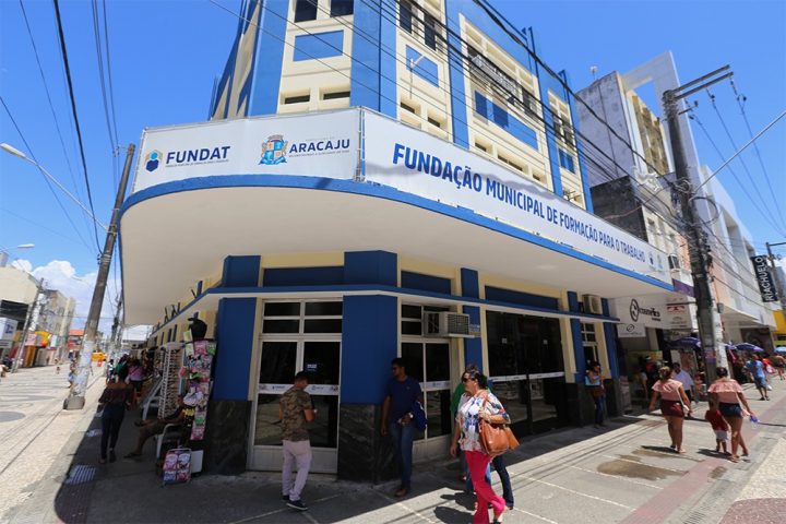 Fundat recebe currículos para novas vagas de emprego