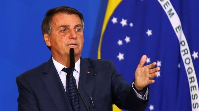 MP de Bolsonaro é devolvida pelo Congresso e suspensa pelo STF