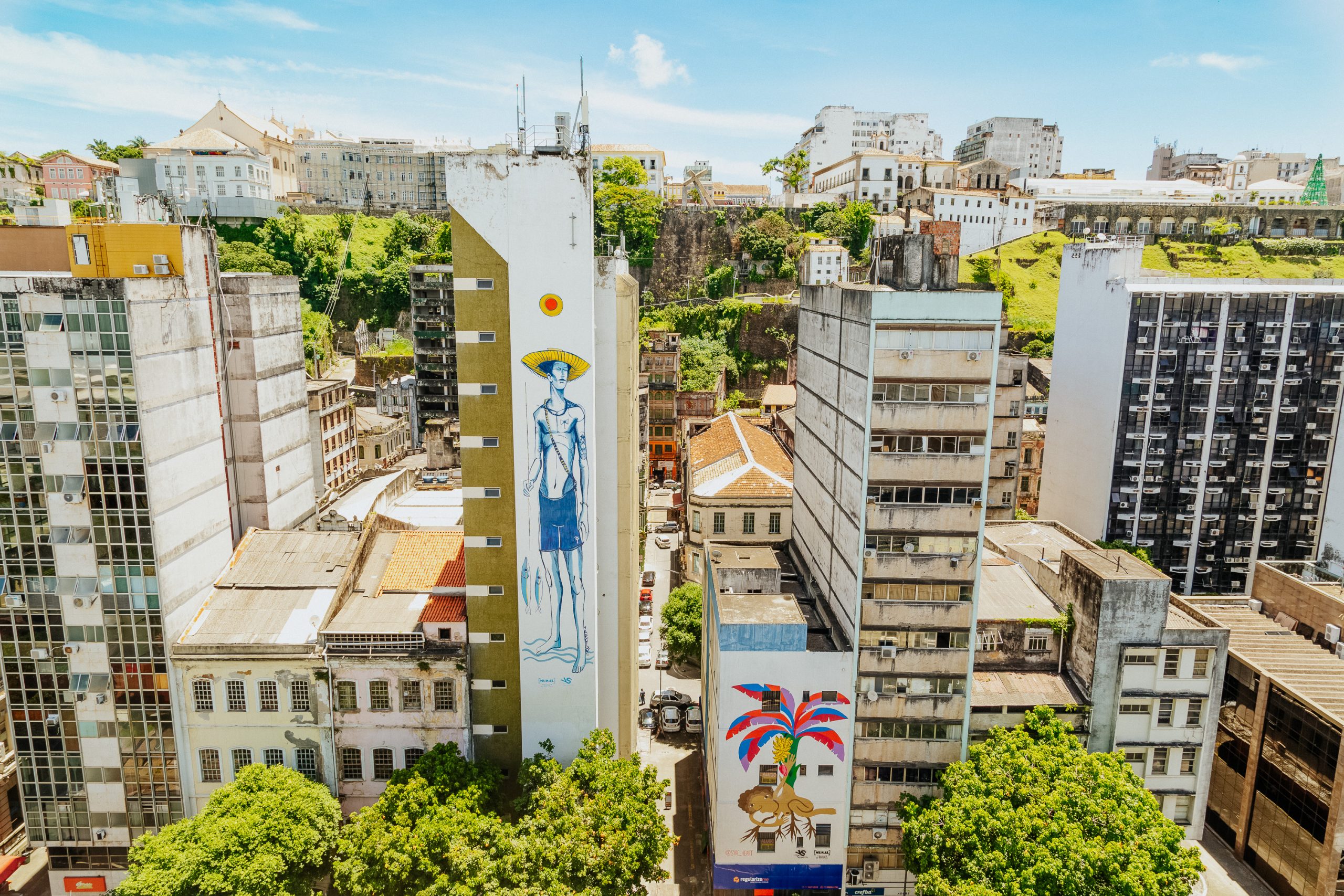 Murais em prédios comerciais em Salvador chamam atenção para preservação ambiental