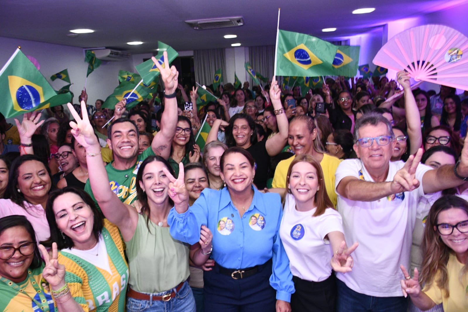 ‘Elas por Sergipe’ reúne centenas de mulheres em Aracaju em apoio a Flávio Bolsonaro