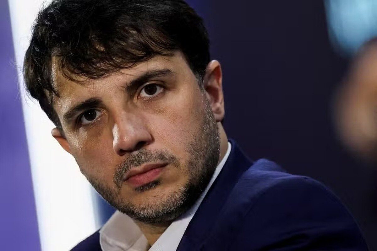 Candidatos em São Paulo cometem falhas no registro de redes sociais