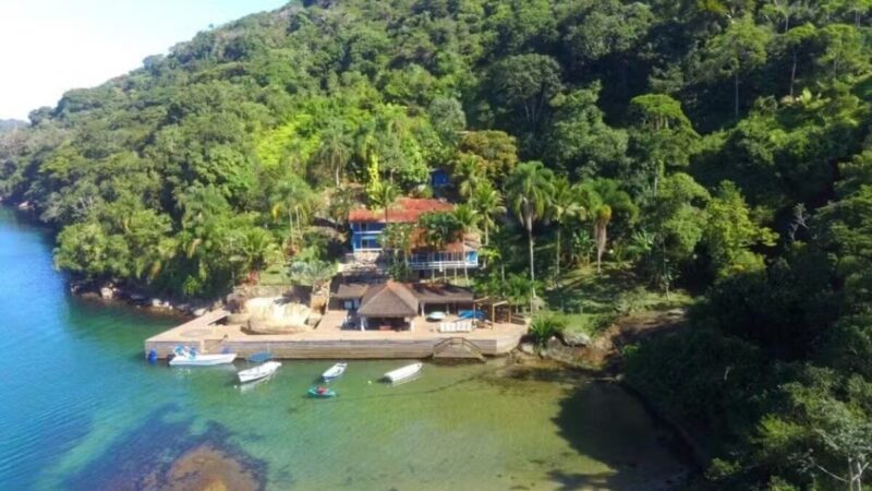 Investigado no STF, advogado tem outras cinco mansões em Angra