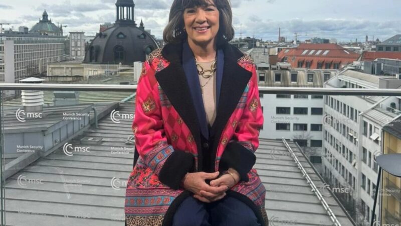 Christiane Amanpour anuncia saída da CNN americana após 43 anos