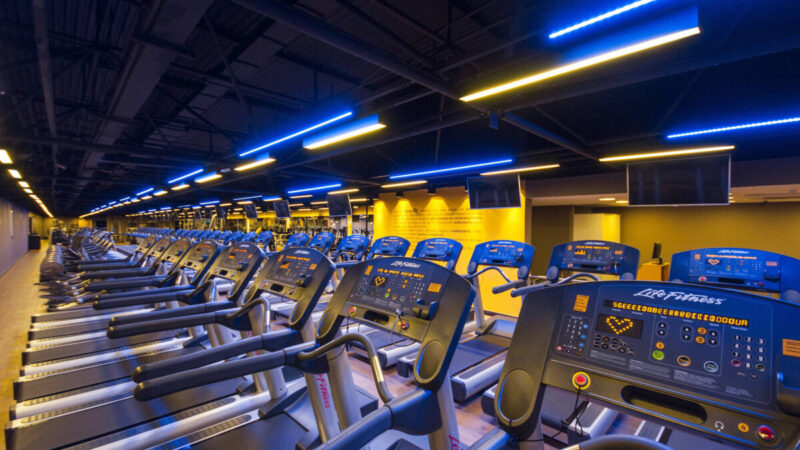 Smart Fit libera aplicativo gratuito para clientes após aquisição bilionária