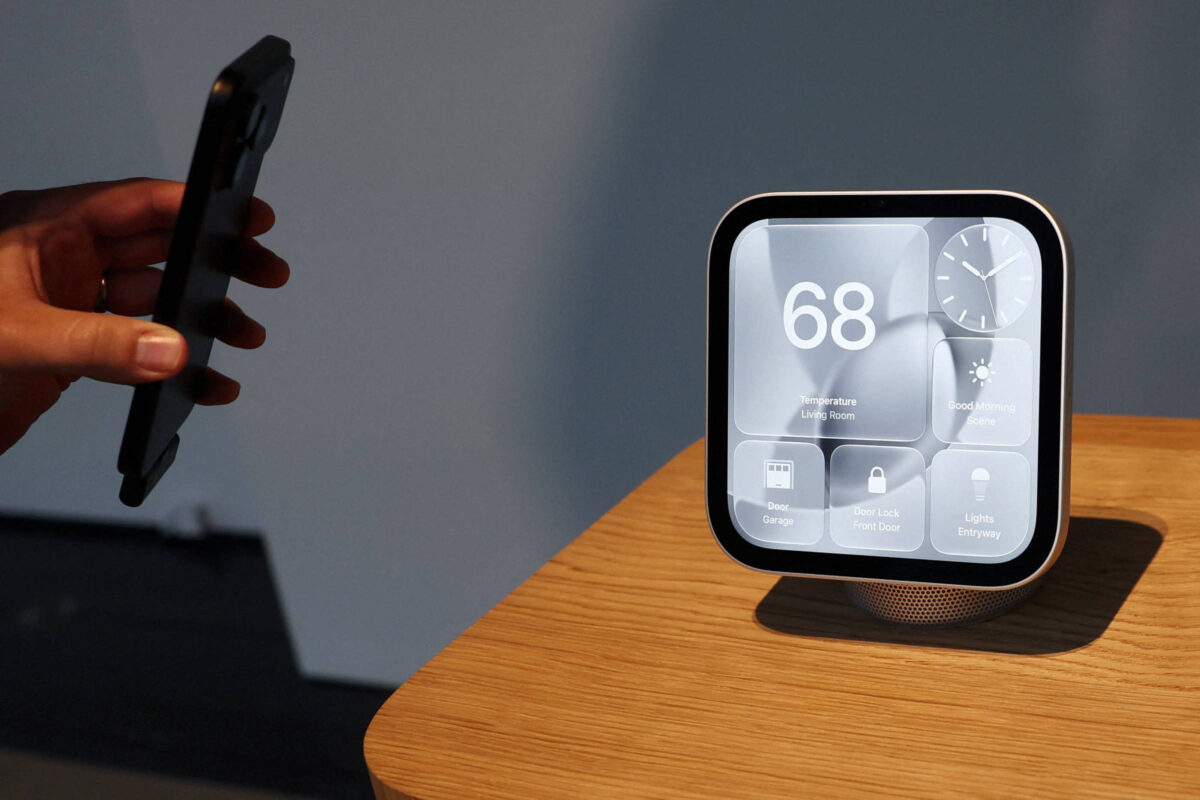 Apple entra no mercado de casas conectadas com novo aparelho e Siri turbinada por inteligência artificial