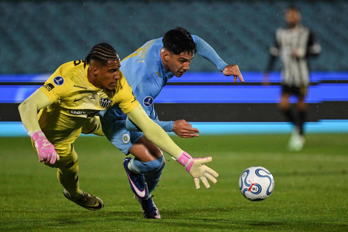 Atlético-MG vai à final da Sul-Americana mesmo com derrota