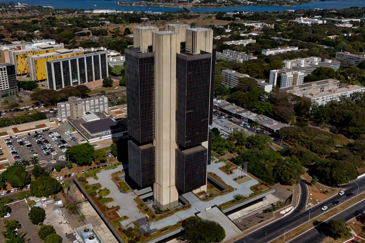 Banco Central anuncia regras rígidas para evitar superendividamento