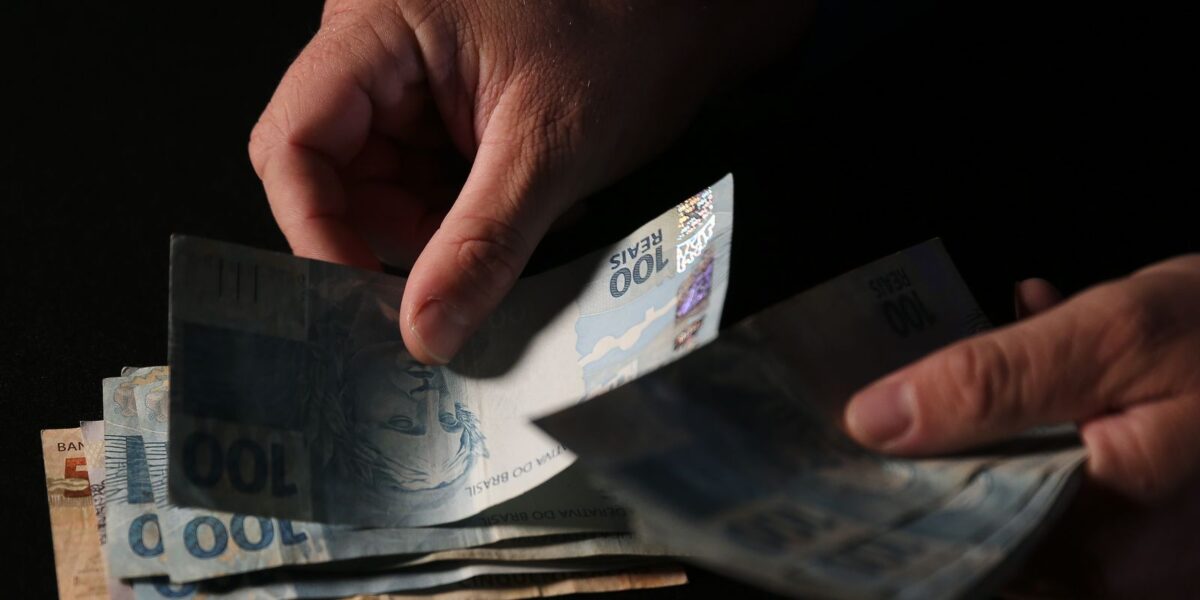 Bancos começam a receber dados de R$ 1,3 bi retido em bets