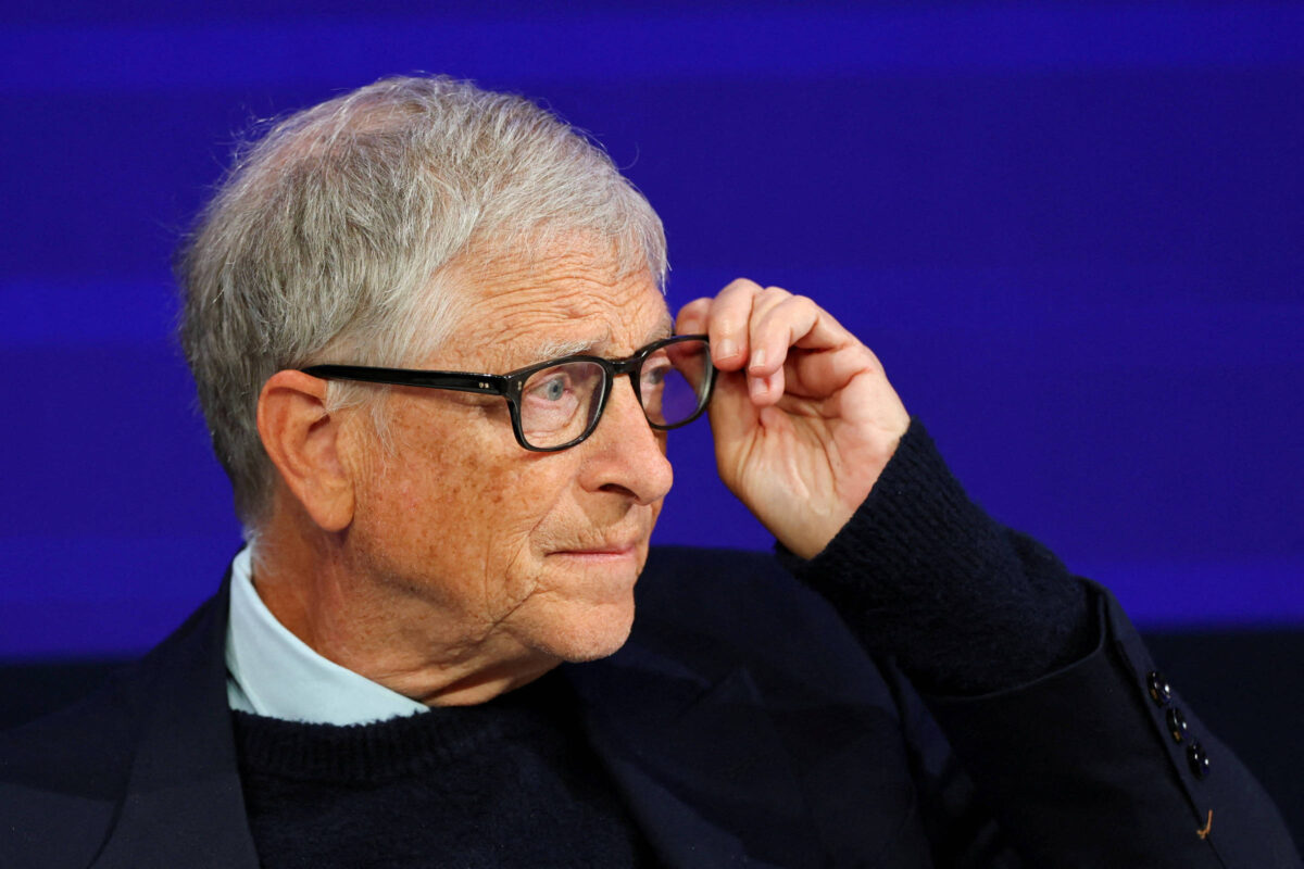 Bill gates aponta risco de ataques cibernéticos por ia sem controle