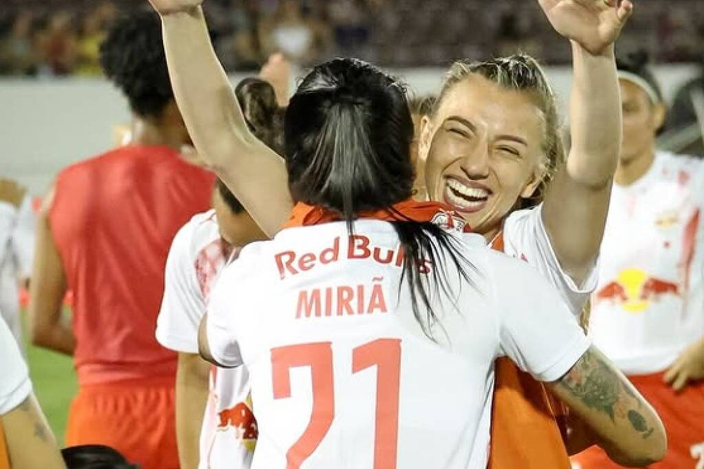 Bragantino bate Ferroviária fora de casa e larga na frente na Copa do Brasil