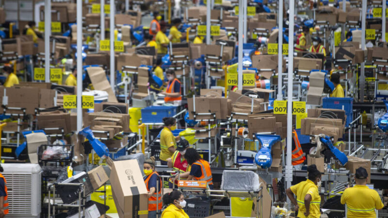 Brasileiros adotam inteligência artificial nas compras, mas dados preocupam