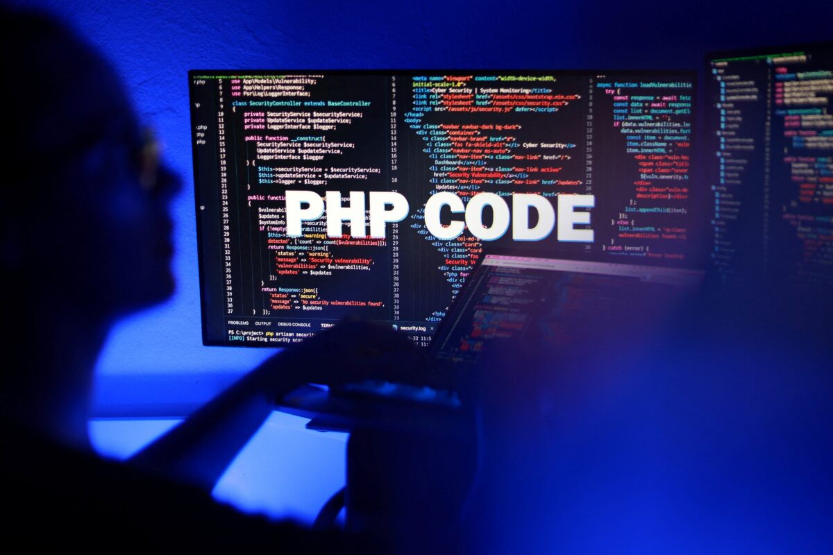 Falha crítica no PHP descoberta em 2024 gerou apagão de sites globais