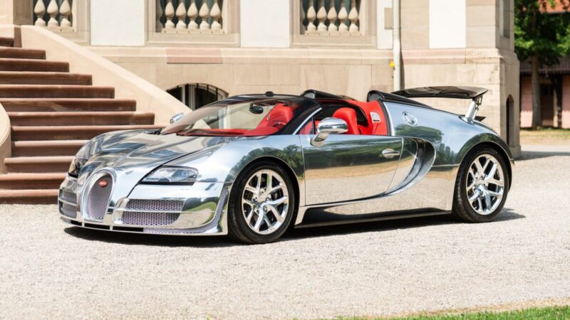 Bugatti restaura Veyron espelhado associado a Fernando Alonso