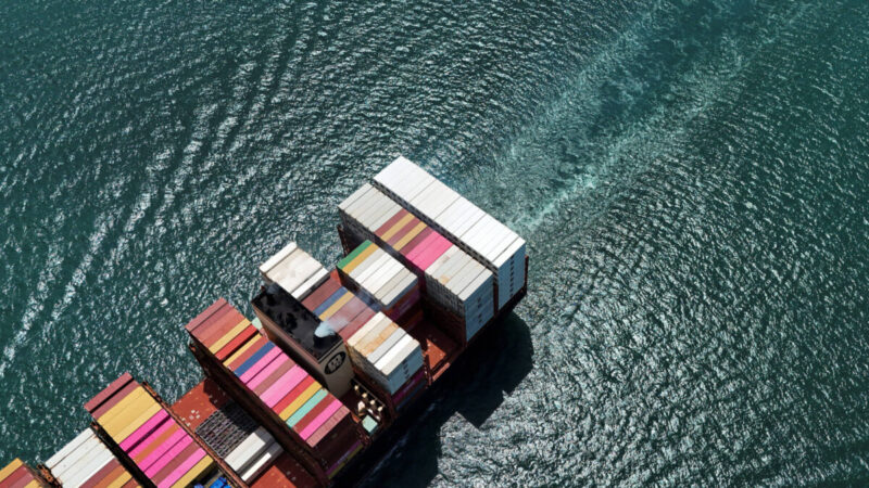 Canal do Panamá bate recorde histórico de carga após crise em Hormuz