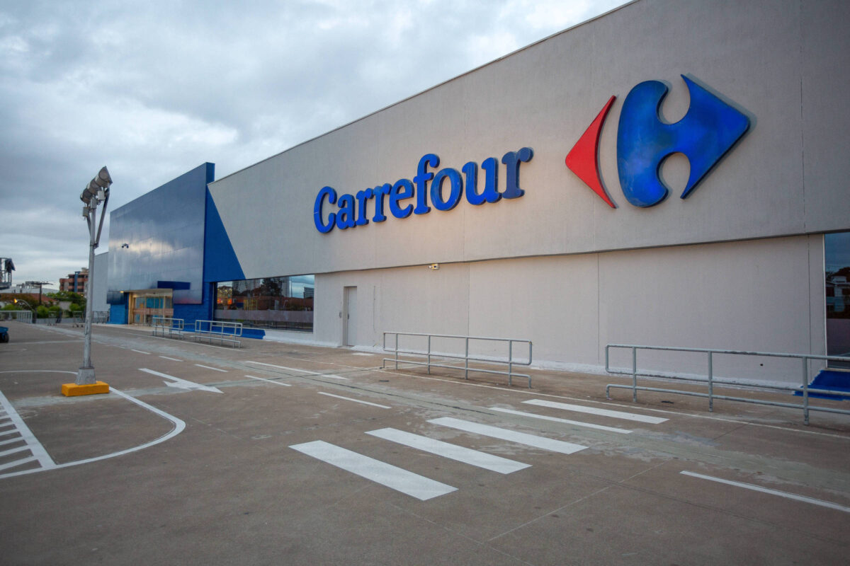 Carrefour vende 22 unidades ao Pátria e passa a alugar os imóveis