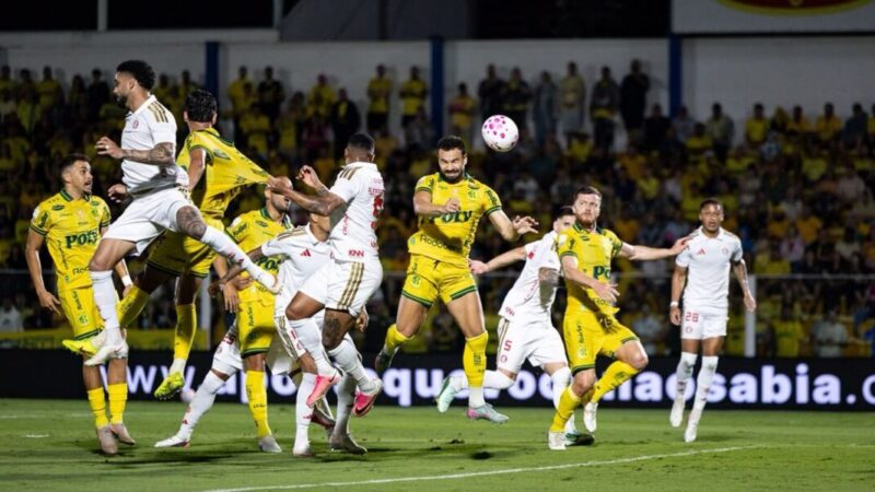 Mirassol bate Internacional por 2 a 0 e afunda rival no Campeonato Brasileiro