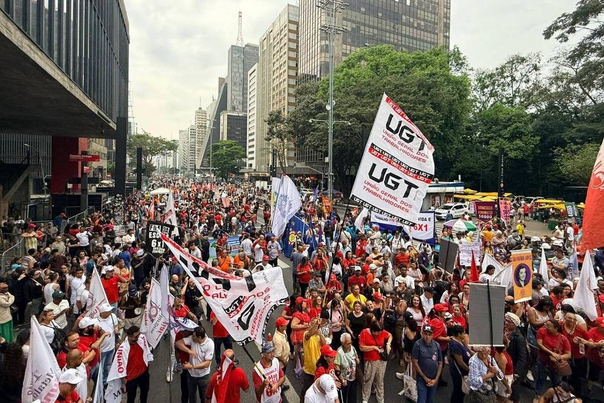 Comércio de São Paulo negocia nova jornada após fim da escala 6×1