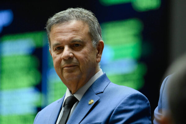 Rogério Marinho quer regra para impeachment de ministros com 49 assinaturas