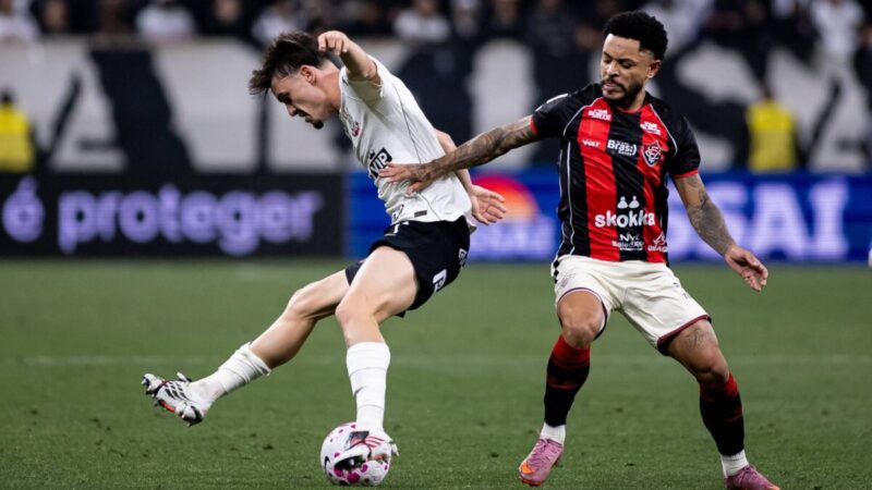 Corinthians empata com o Vitória em casa e interrompe série negativa no campeonato