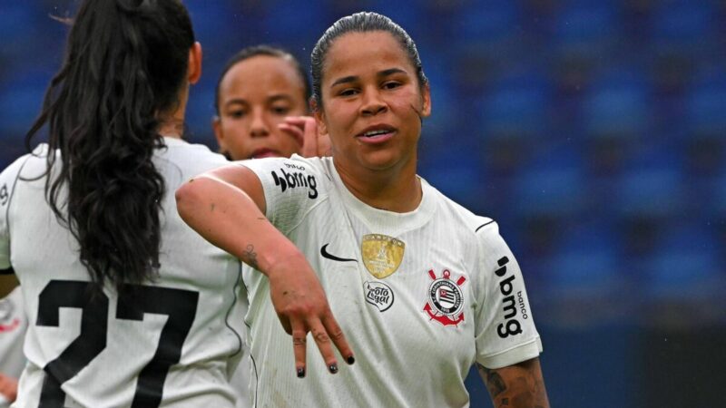 Corinthians e Palmeiras avançam invictos às quartas da Libertadores