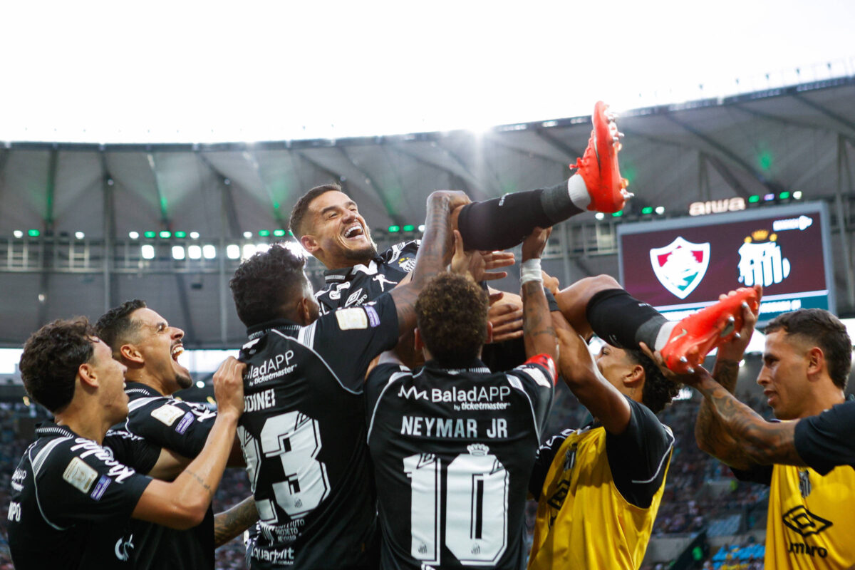 Santos vence o Fluminense no Maracanã com atuação decisiva de Neymar