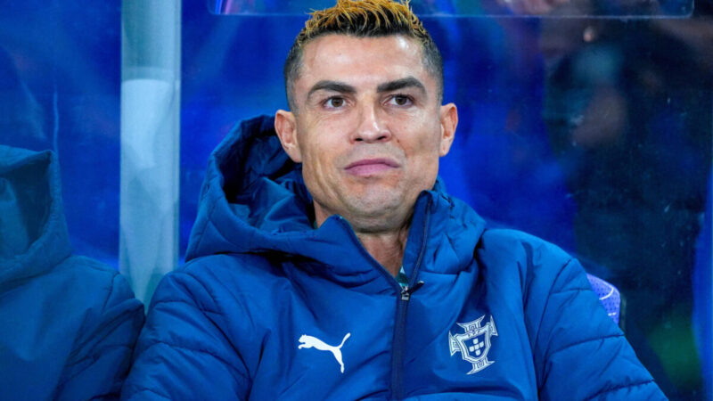 Cristiano Ronaldo é suspenso por 30 dias após abandonar concentração