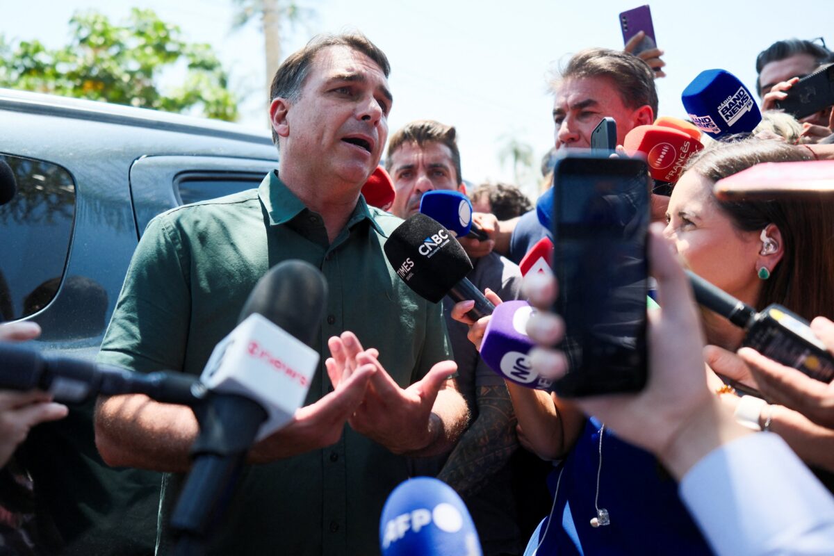 Crítico da PEC do fim da 6×1, Flávio passa a declarar voto a favor da proposta: ‘Vontade da maioria do povo’