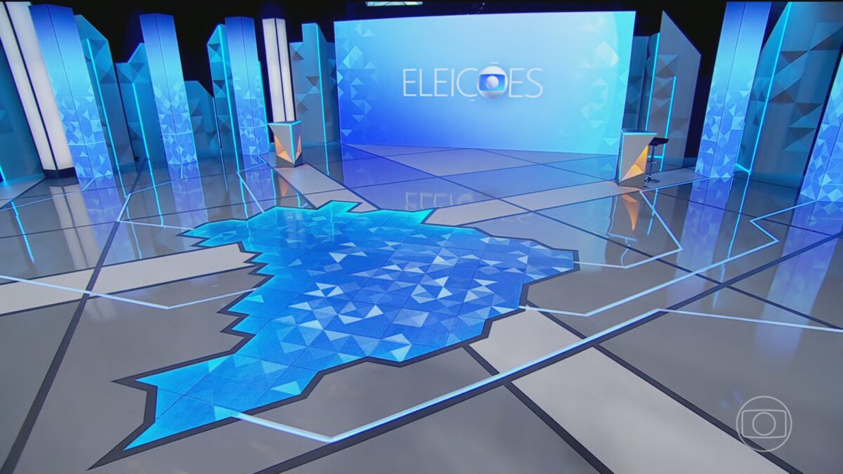 Debate da Globo: segundo bloco tem discussão sobre políticas sociais, reação de Lula a ‘nove dedos’ e pedido de desculpas de Flávio Bolsonaro; reveja