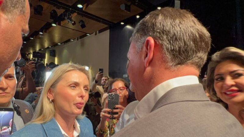 Clariana Barão declara apoio a Flávio Bolsonaro no segundo turno