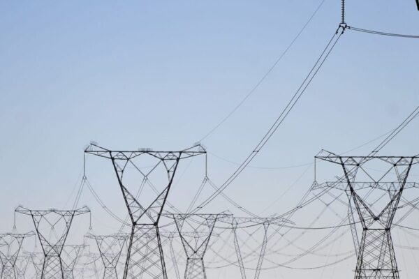 Eleições 2022: Aneel determina esquema especial nas redes elétricas