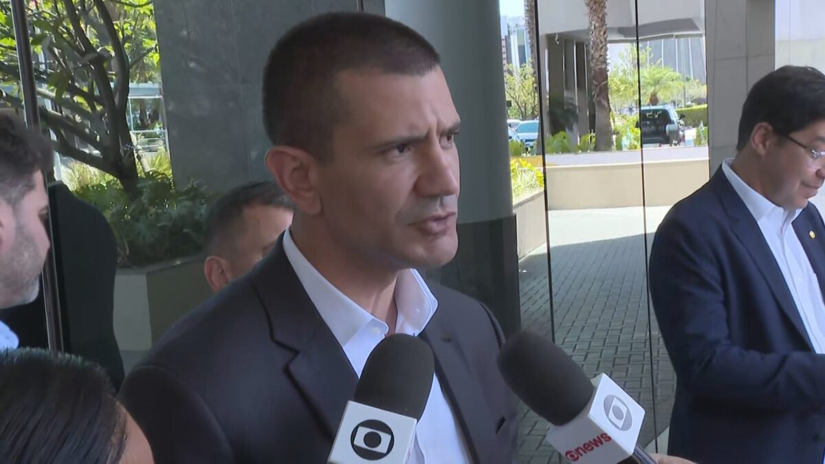 Douglas Ruas aguarda retotalização de votos no TSE após reviravolta eleitoral no Rio de Janeiro