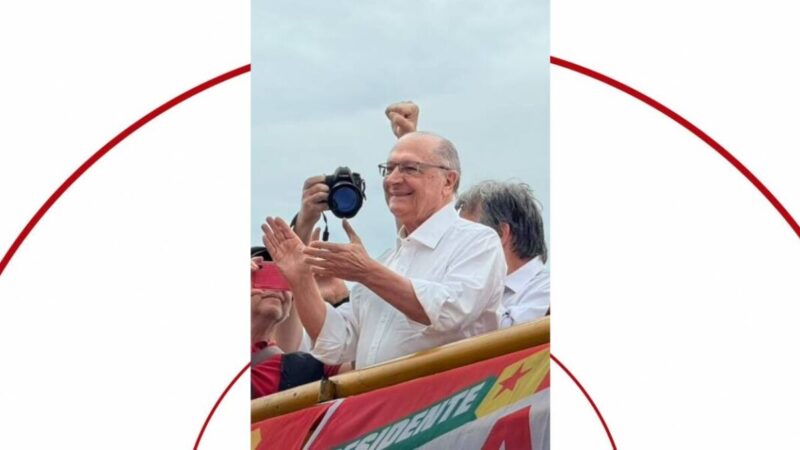 Alckmin diz em São Carlos que adversário impõe barreiras sobre sigilos