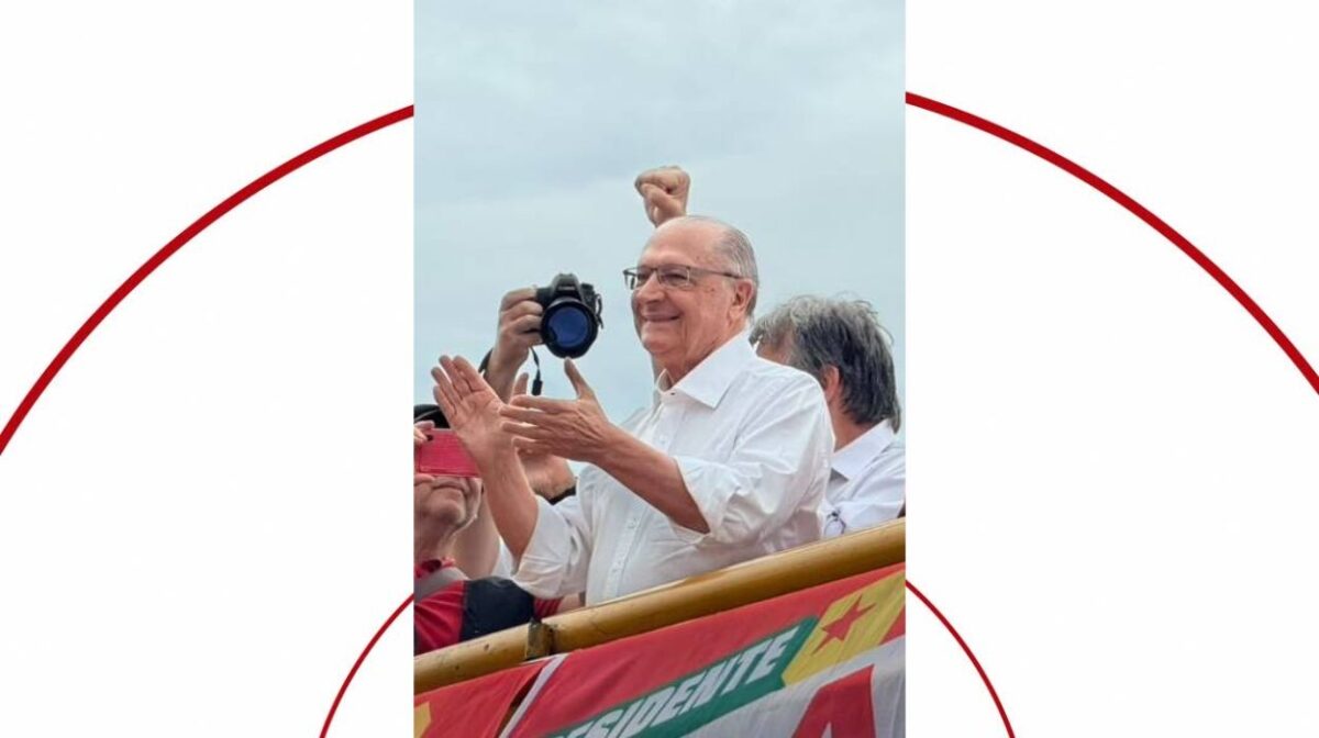 Alckmin diz em São Carlos que adversário impõe barreiras sobre sigilos