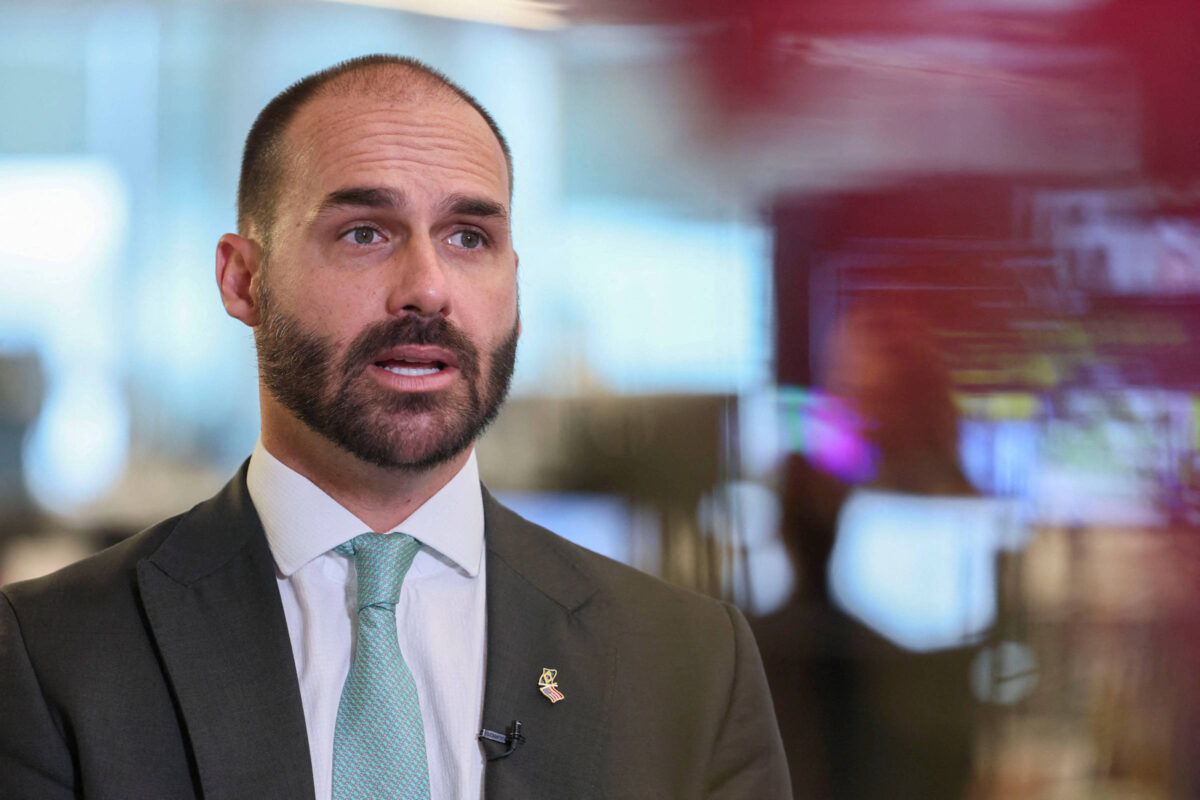 Em vídeo, Eduardo Bolsonaro diz que corrupção de Vorcaro ‘é o de menos’ comparado à injustiça com presos do 8 de janeiro