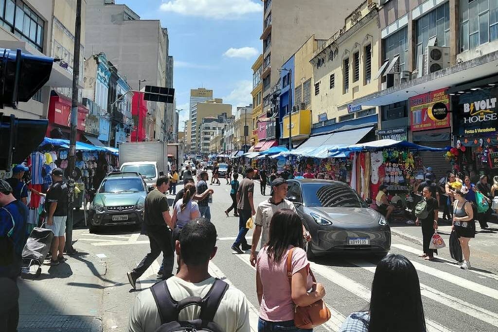 Queda no preço de brinquedos não anima comércio para o dia das crianças