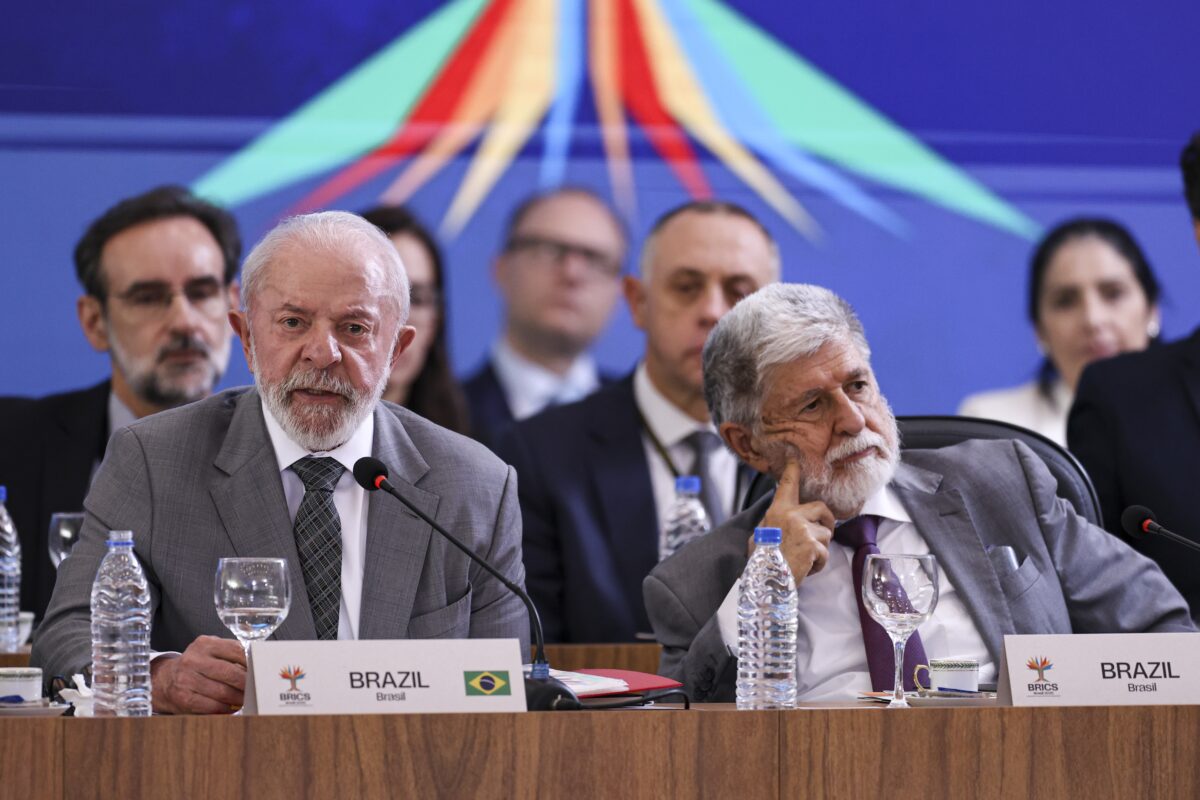 'Escudo das Américas' de Trump tenta impor 'cerco' contra o Brasil sob argumento 'falso' de combate ao crime, diz Amorim