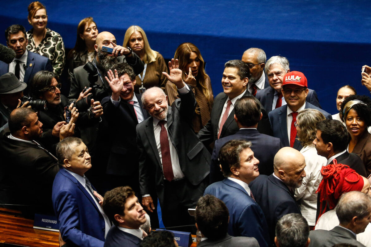 Estudo da década de 80 mostra que corte na jornada não gerou desemprego