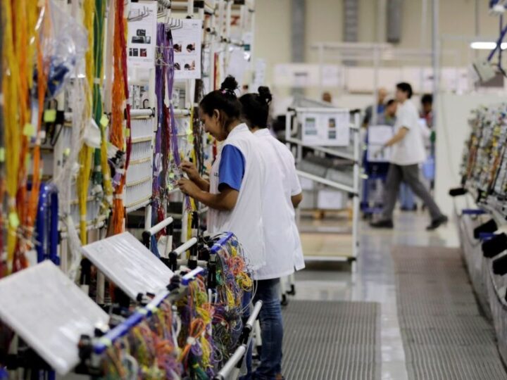 Faturamento da indústria de transformação despenca 3,5% em agosto
