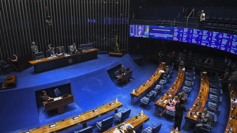 Senado aprova fim da escala 6×1 e muda regras trabalhistas no país