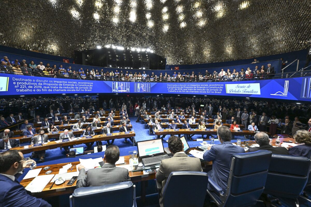 Fim da escala 6×1 chega ao Senado para votação decisiva nesta quarta-feira