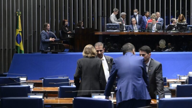 Senado aprova fim da escala 6×1 e divide setor produtivo e sindicatos