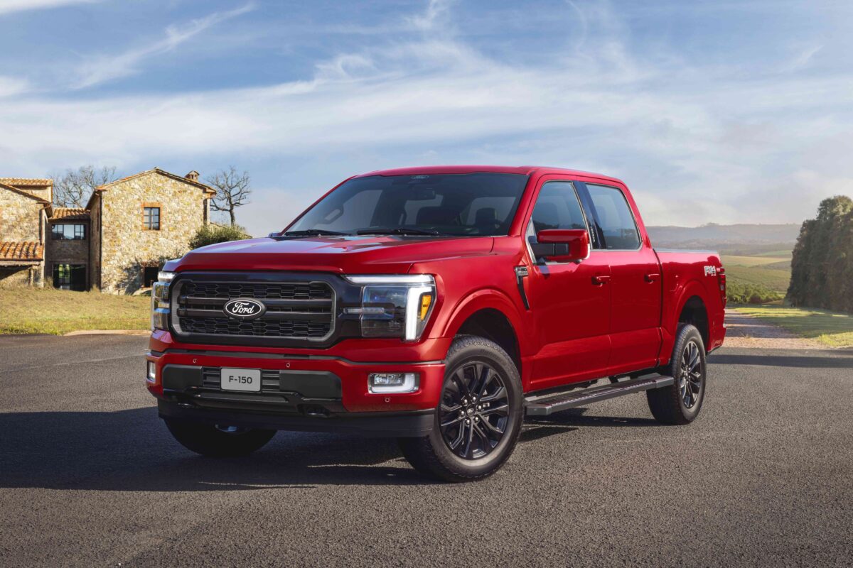 Ford convoca dono de F-150 para recall por risco de incêndio