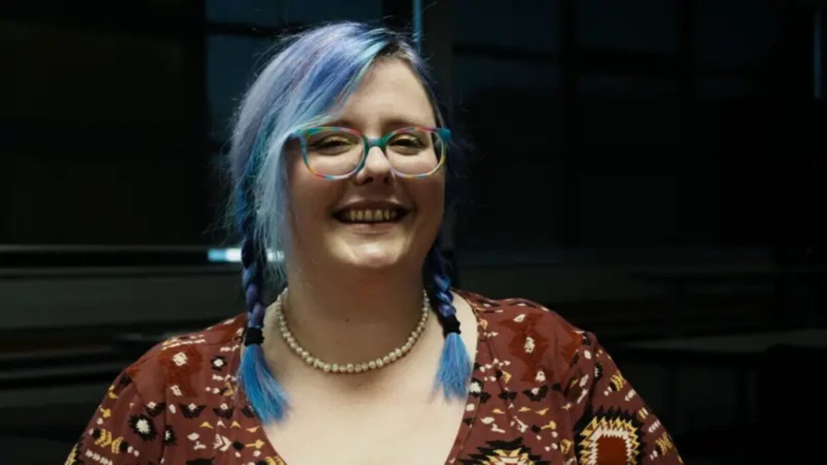 Ex-professora muda de carreira e hoje ganha o dobro no setor de games